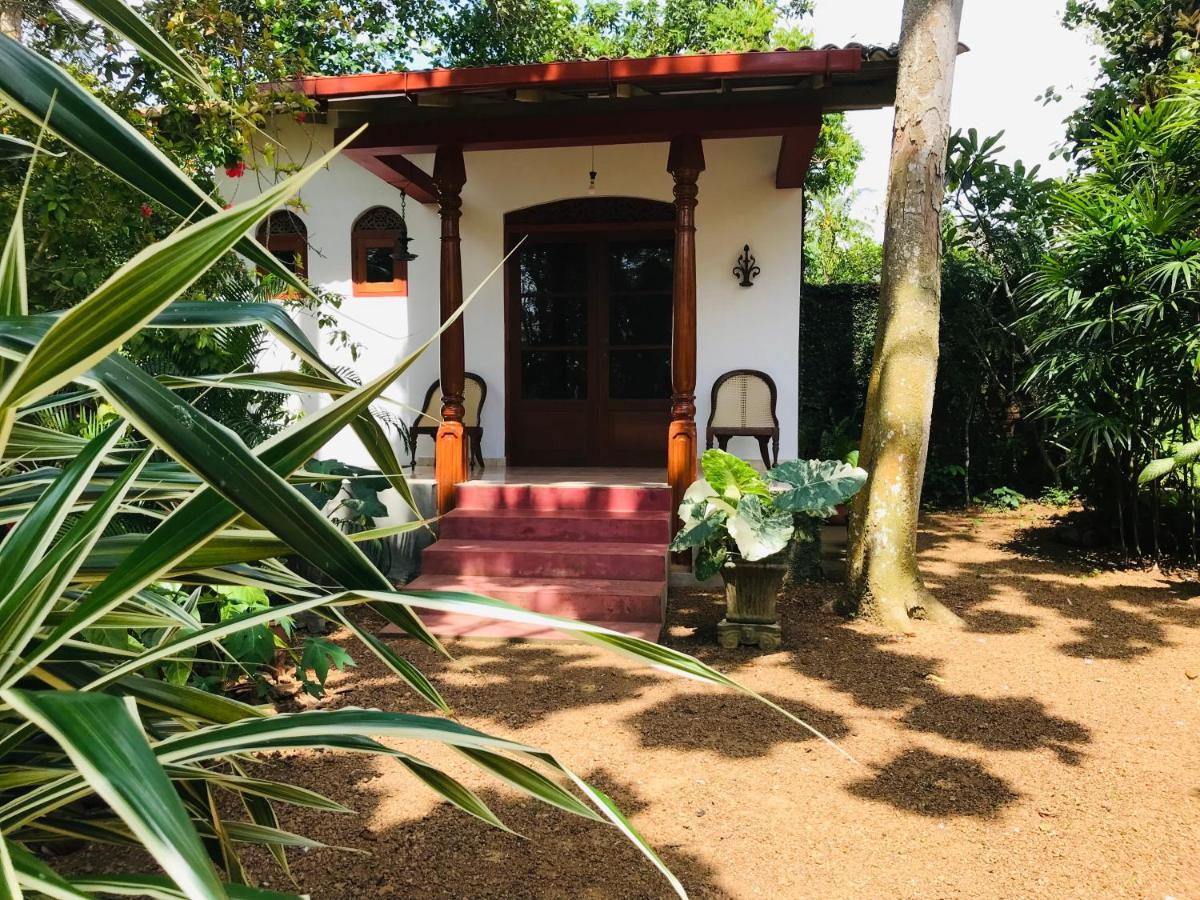 Swarnapaya Residence Bentota Luaran gambar