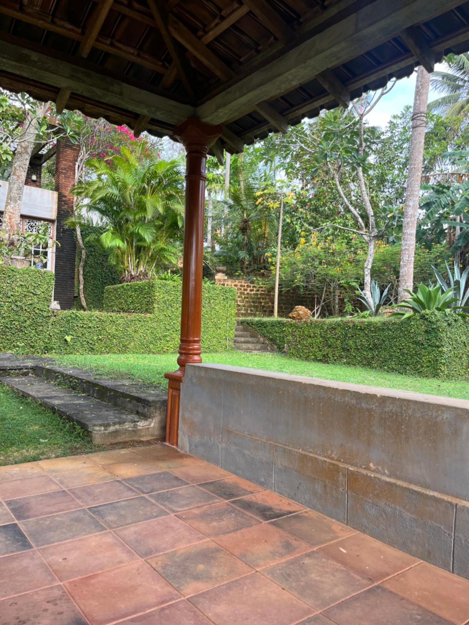 Swarnapaya Residence Bentota Luaran gambar