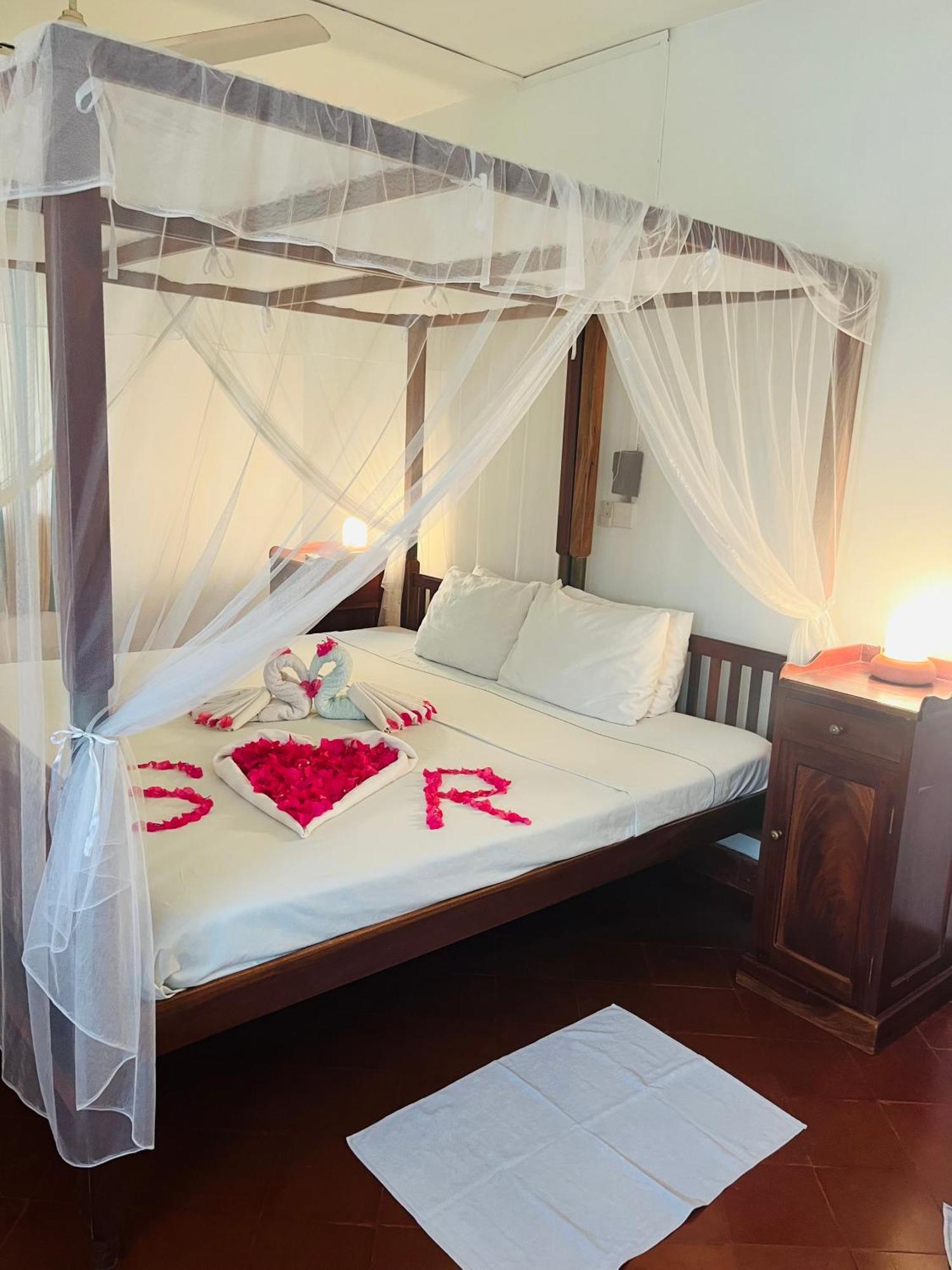 Swarnapaya Residence Bentota Luaran gambar